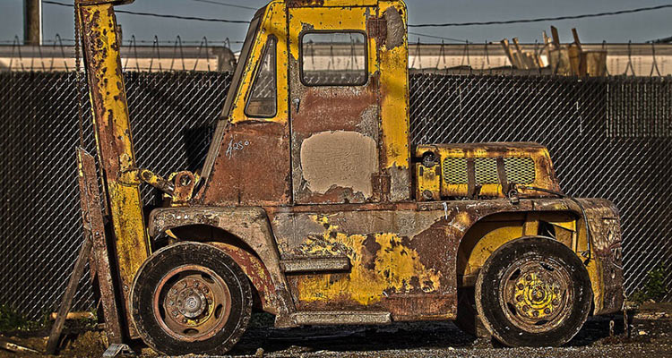 Buying a Used Forklift – Why You Shouldn’t Buy Second-Hand