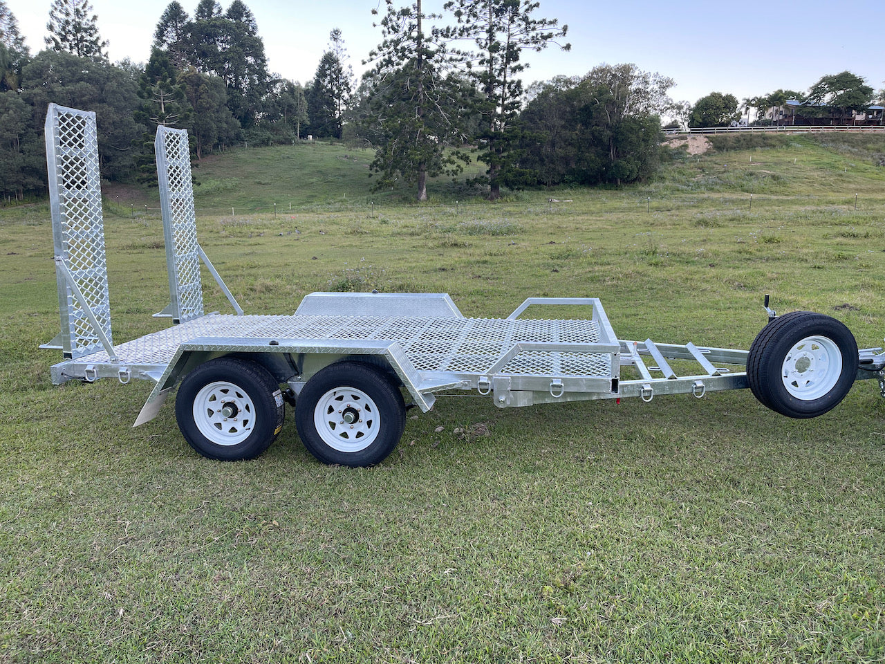 Ozzi Trailers 12x6 Tilting Plant Trailer