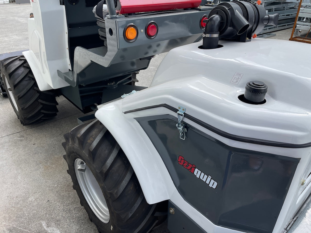 Ozziquip AL50 Telescopic Boom Loader