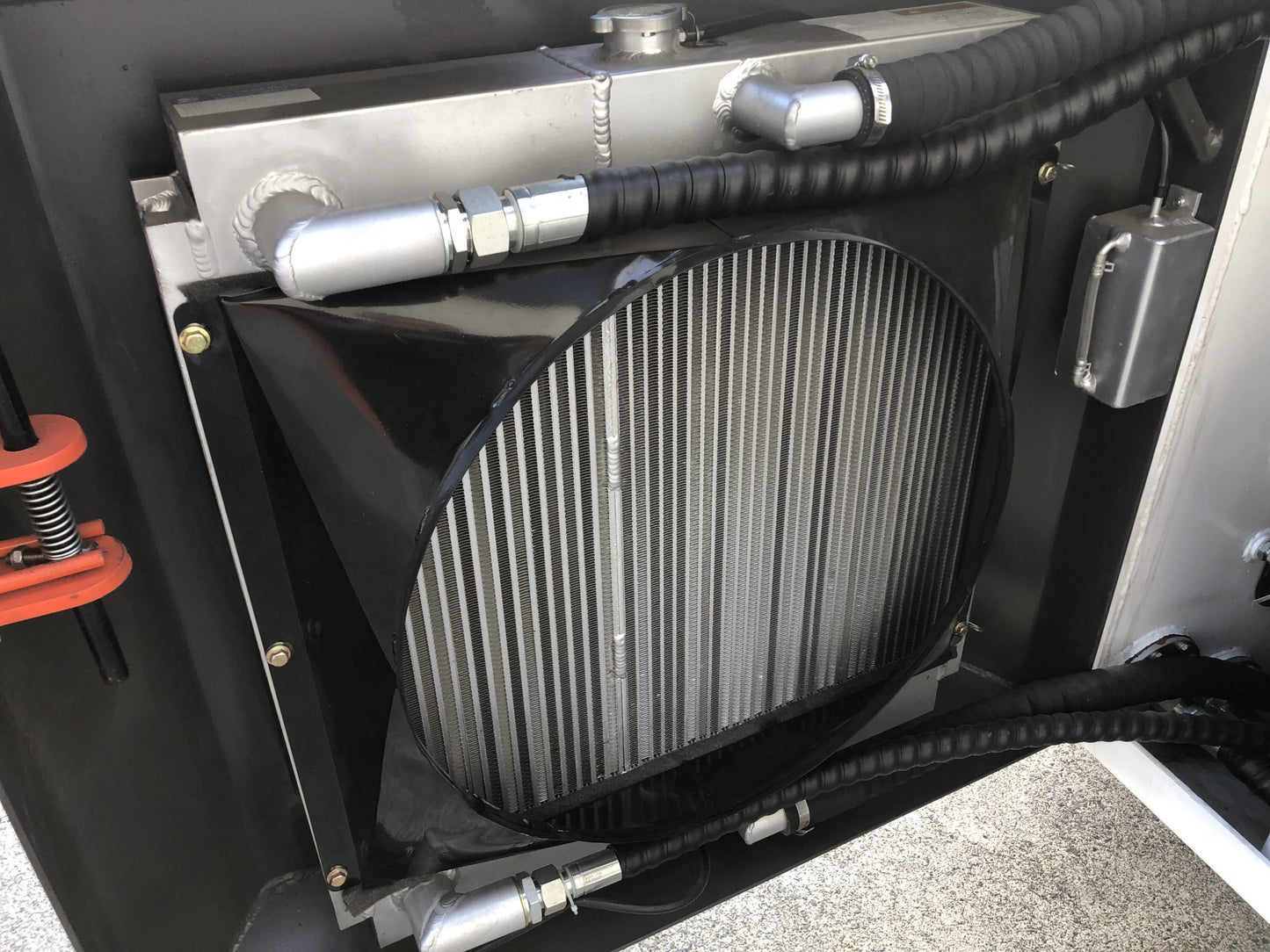 Ozziquip SL730 Skidsteer with Air Con Cab