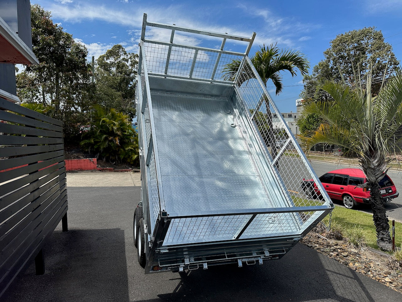 Ozzi Trailers 10×6 Flat Top Hydraulic Tipper