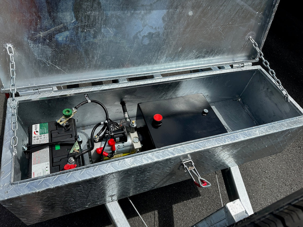 Ozzi Trailers 10×6 Flat Top Hydraulic Tipper