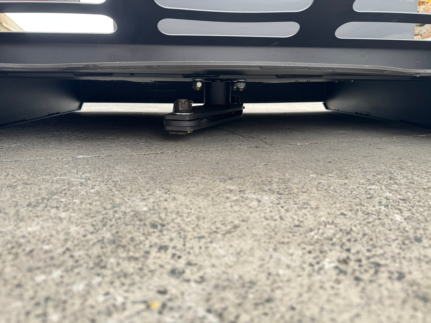 Ozziquip Hydraulic Slasher for Mini Loader