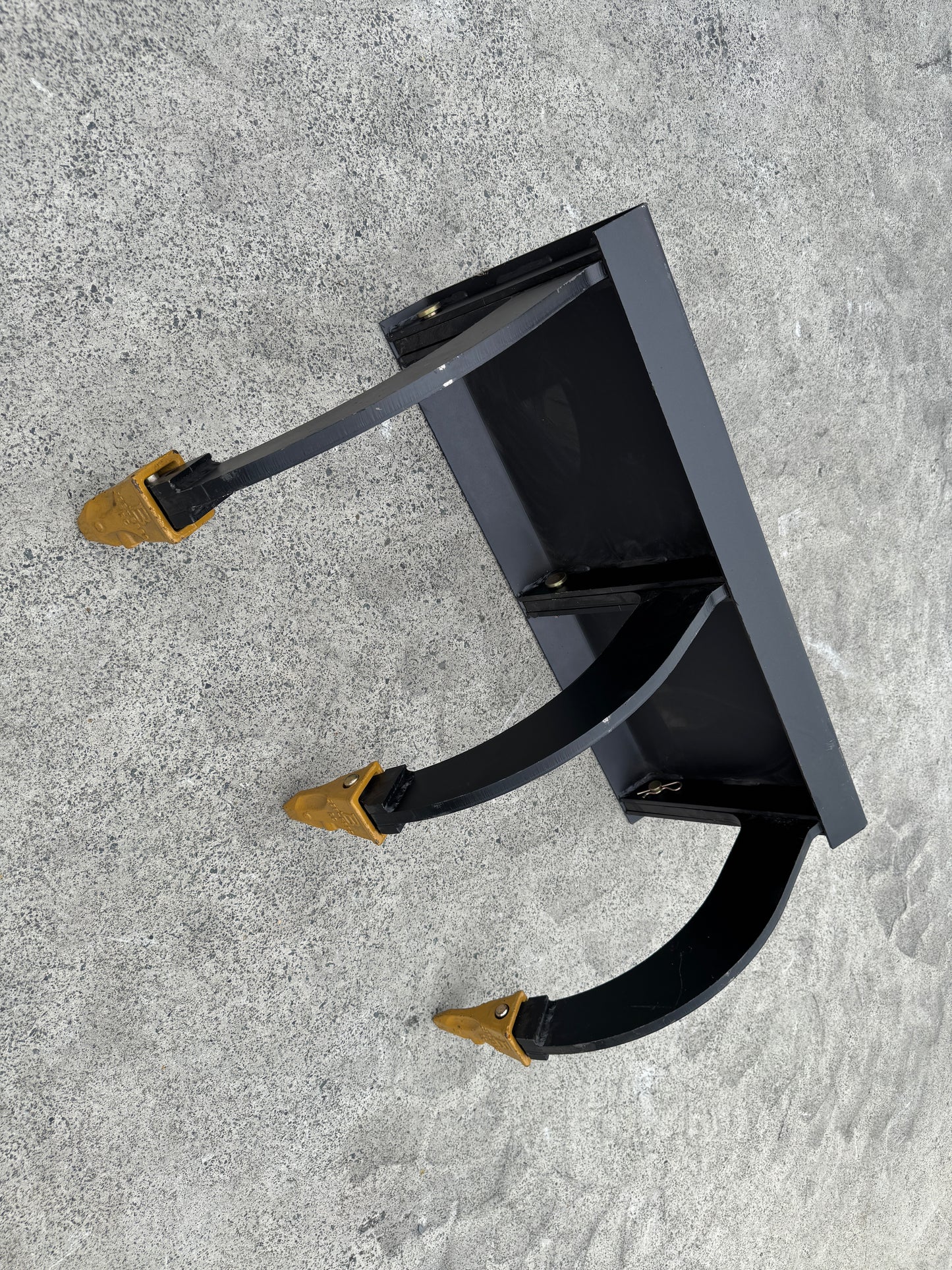 Ozziquip Hydraulic Ripper for Mini Loader