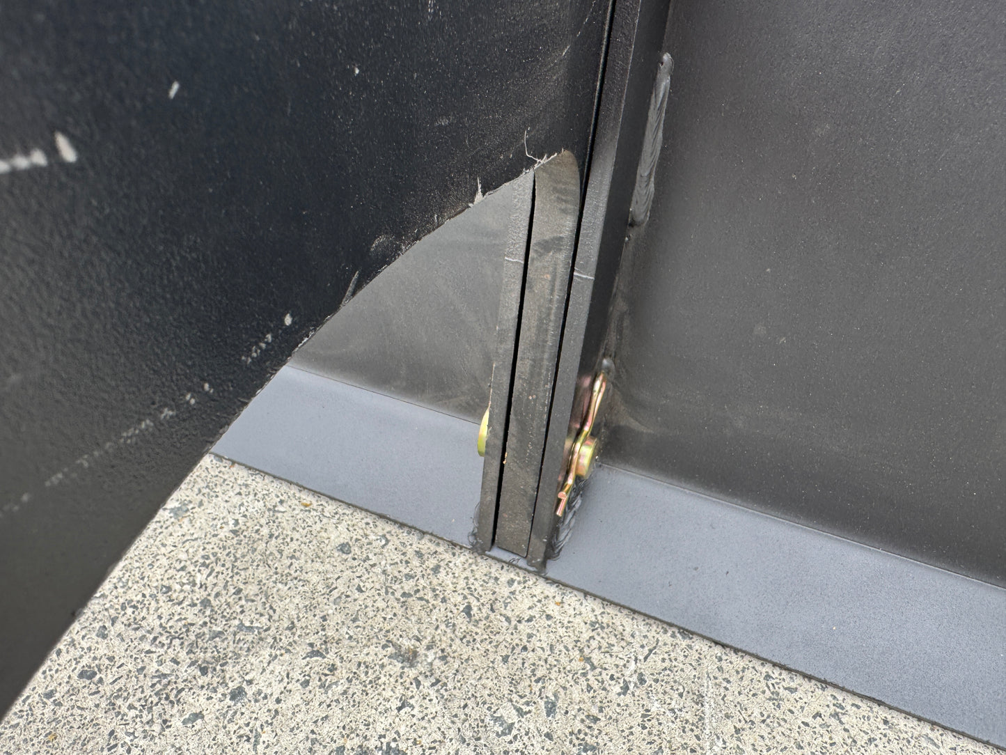 Ozziquip Hydraulic Ripper for Mini Loader