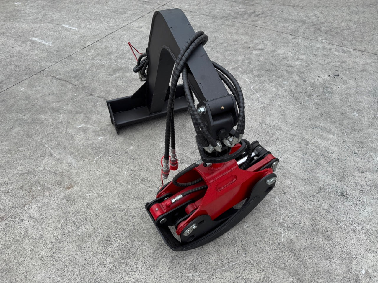 Ozziquip Rotary Grapple for Mini Loader