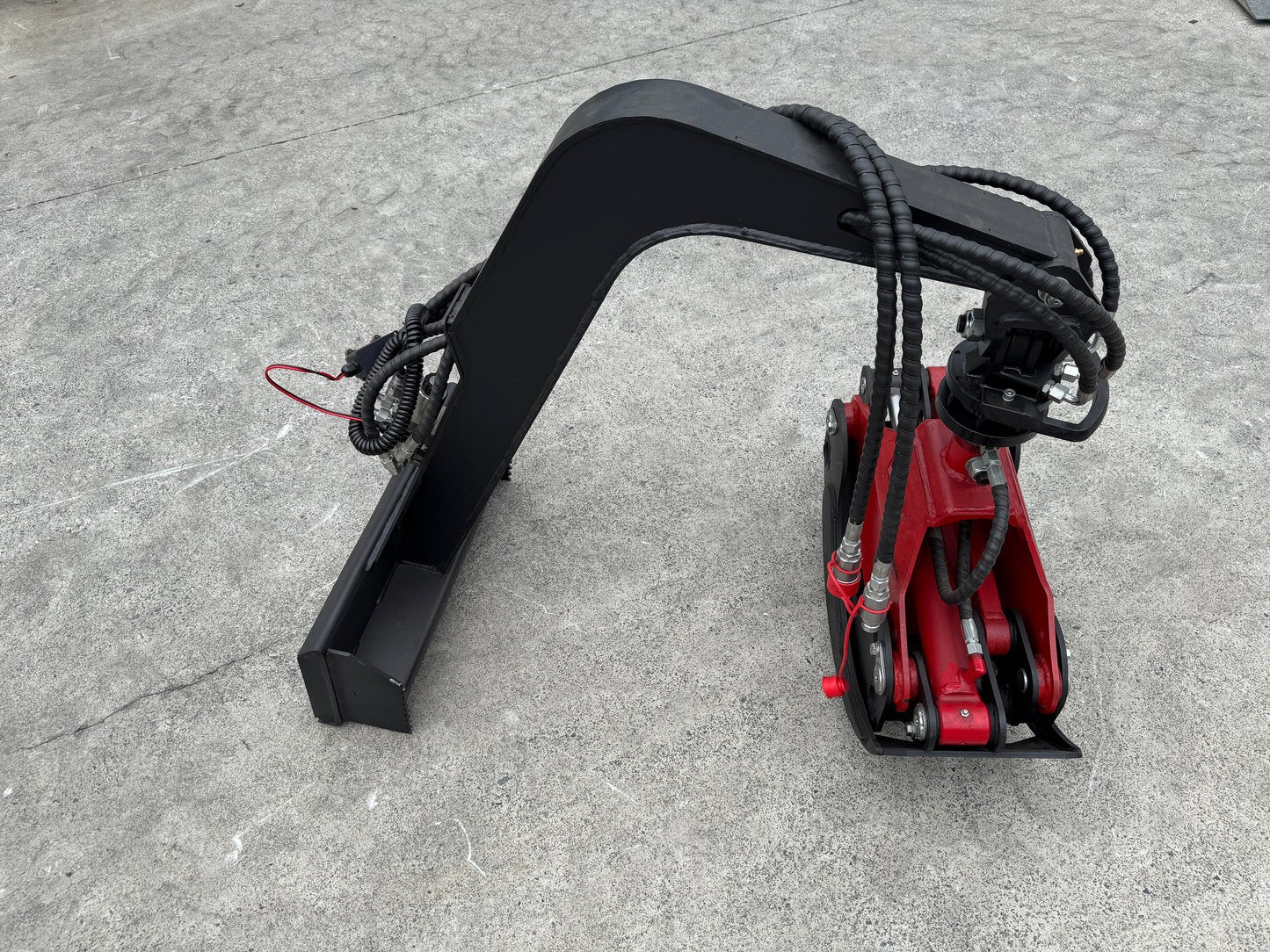 Ozziquip Rotary Grapple for Mini Loader