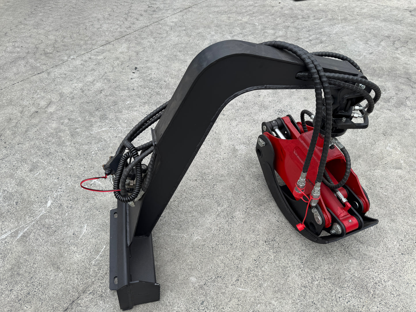 Ozziquip Rotary Grapple for Mini Loader