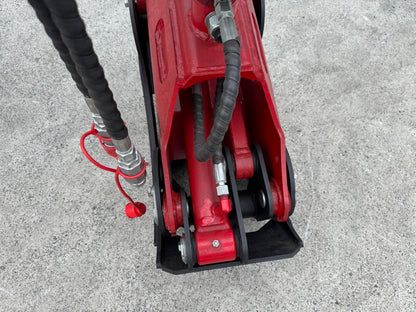 Ozziquip Rotary Grapple for Mini Loader