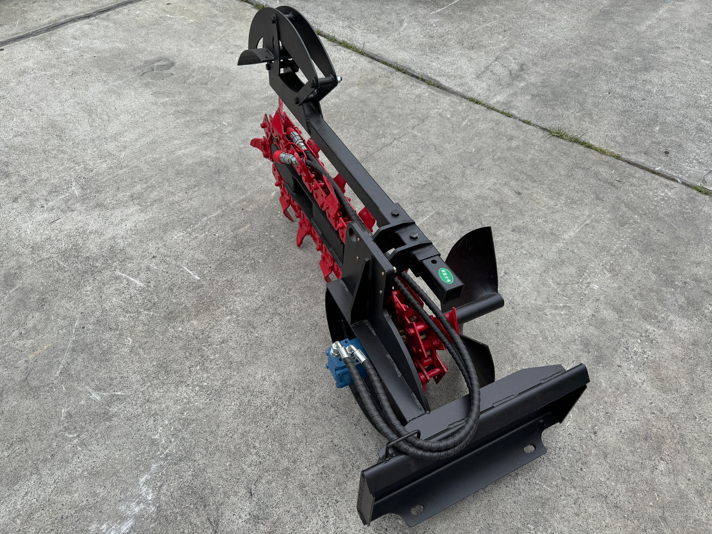 Ozziquip Hydraulic Trencher for Mini Loader