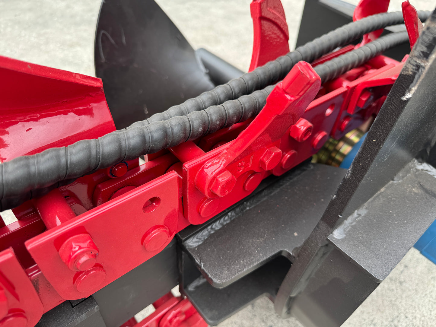 Ozziquip Hydraulic Trencher for Mini Loader