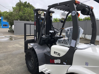 Ozziquip Terrain Forklift 3500kg with 3 Stage Container Mast