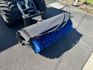 Ozziquip Hydraulic Sweeper (Broom) for Mini Loader