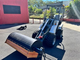 Ozziquip Hydraulic Sweeper Bucket for Mini Loader