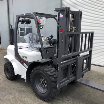 Ozziquip Terrain Forklift 3500kg with 3 Stage Container Mast