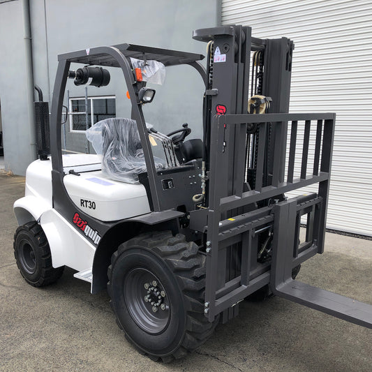 Ozziquip Terrain Forklift 3500kg with 3 Stage Container Mast